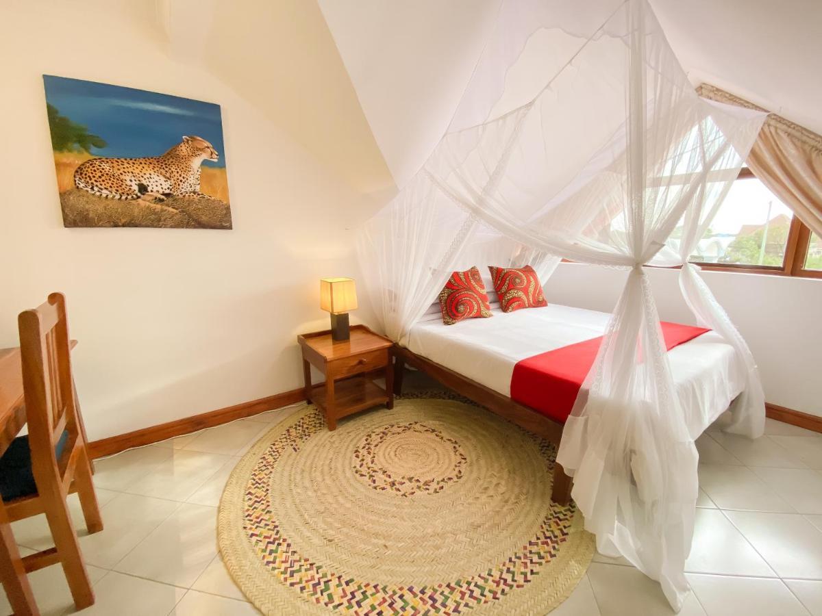 Heart Of Africa Lodge Аруша Екстериор снимка