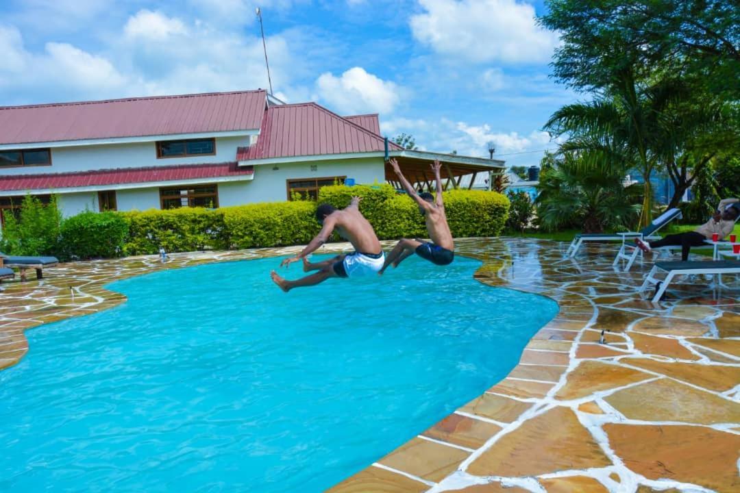 Heart Of Africa Lodge Аруша Екстериор снимка